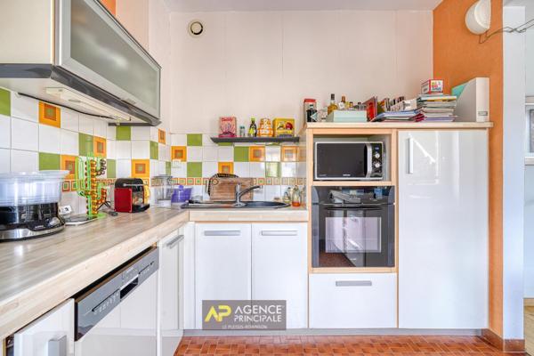 Maison Le Plessis Robinson 8 pièce(s) 138 m2 €739 000 ** - Référence 455