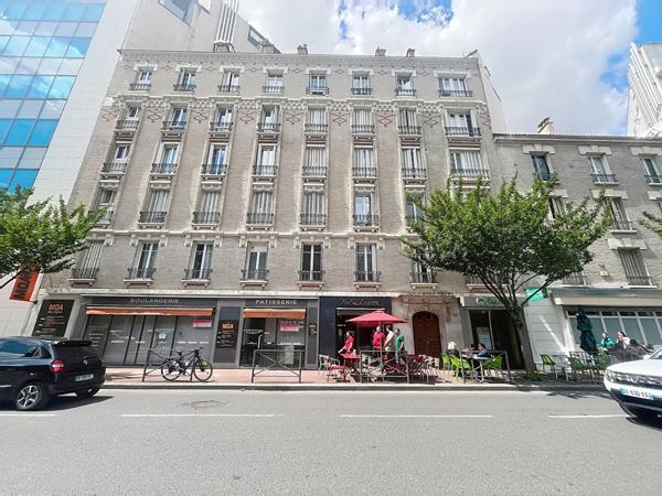 ISSY LES MOULINEAUX - QUARTIER VAL DE SEINE - Appartement 2 pièces de 32,46 m² charme de l'ancien