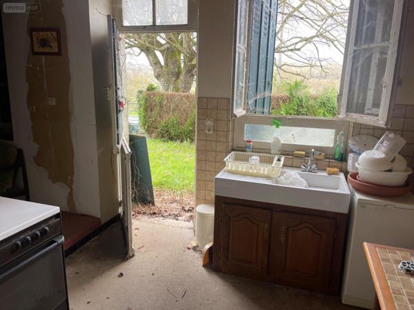 Maison à vendre à Lhomme dans la Sarthe (72340), ref : 13816/1197   
PROCHE ROUTE DEPARTEMENTALE