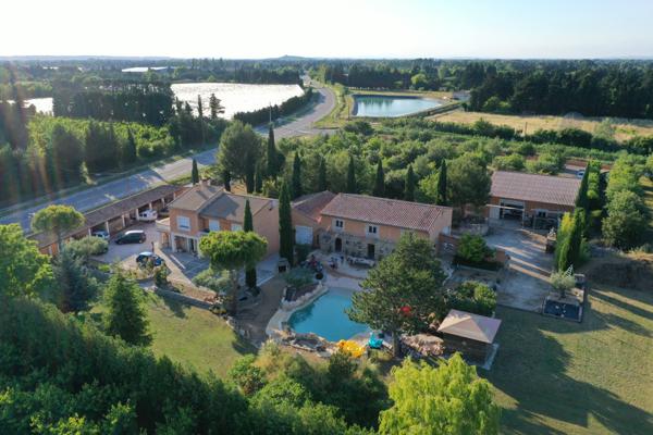 Maison L Isle Sur La Sorgue 6 pièce(s) 296 m2