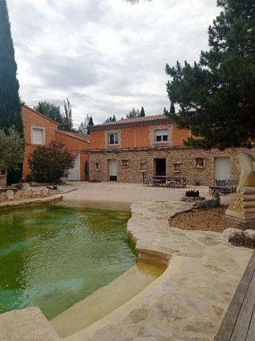 Maison L Isle Sur La Sorgue 6 pièce(s) 296 m2