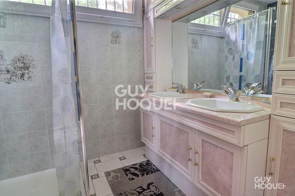 A VENDRE Villa Brétigny Sur Orge 11 pièces 247 m2 sur 1000 m² de terrain