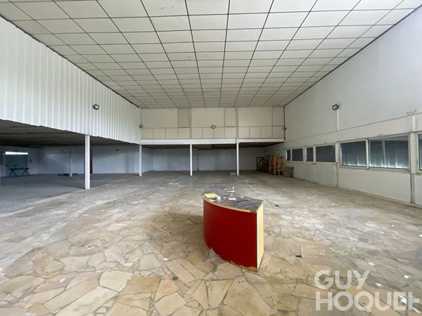 Local commercial Mirebeau 764.61 m2