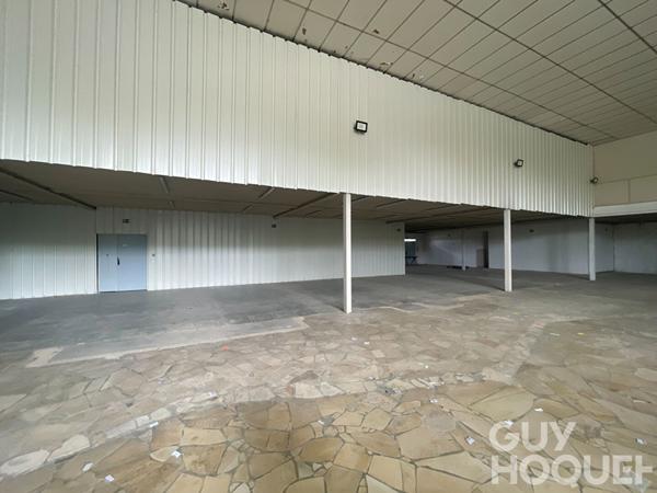 Local commercial Mirebeau 764.61 m2