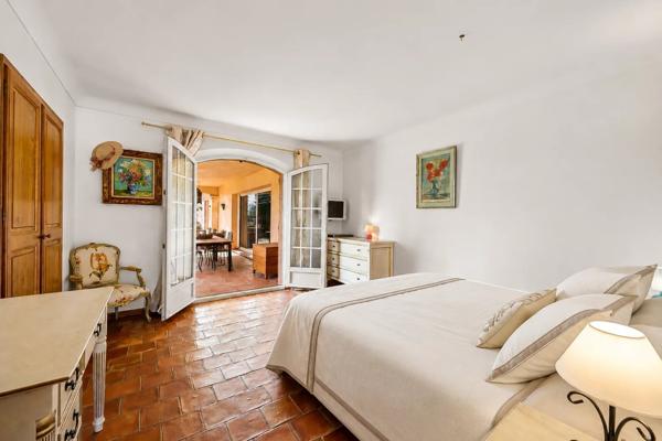 Exclusivité - Villa au calme avec vue dégagée sur la campagne
