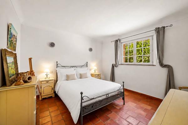 Exclusivité - Villa au calme avec vue dégagée sur la campagne