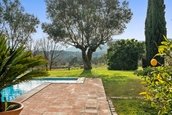 Exclusivité - Villa au calme avec vue dégagée sur la campagne