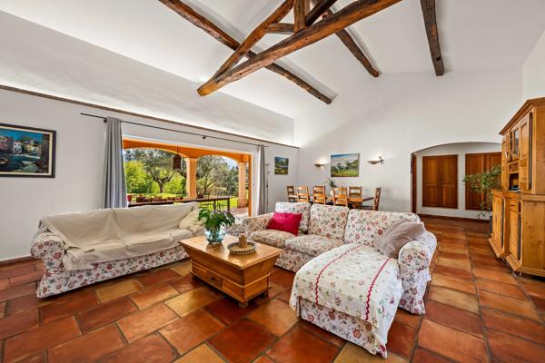 Exclusivité - Villa au calme avec vue dégagée sur la campagne
