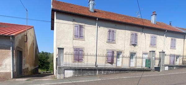 Immeuble AUX CHARME AUTHENTIQUE ET RUE TRÉS CLAME