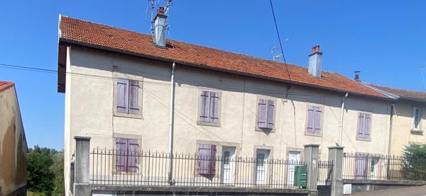 Immeuble AUX CHARME AUTHENTIQUE ET RUE TRÉS CLAME