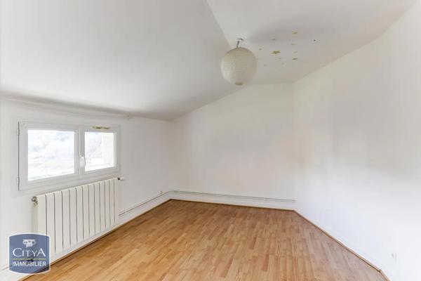 Immeuble à vendre 236m²