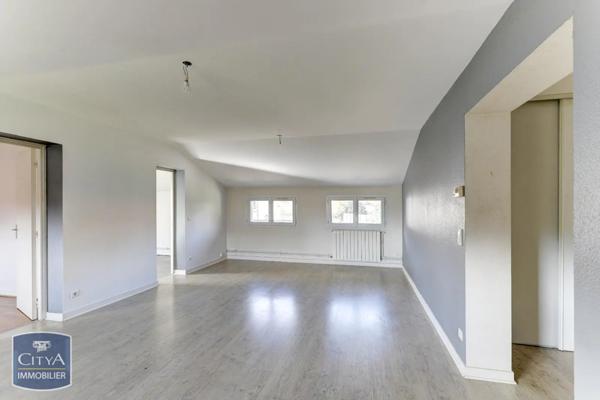 Immeuble à vendre 236m²