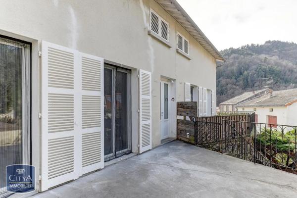 Immeuble à vendre 236m²