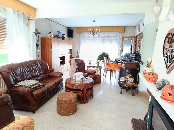 PAVILLON ARTISANAL GRANDE SUPERFICIE PROCHE TOUTES COMMODITES