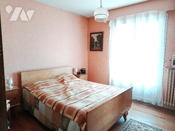 PAVILLON ARTISANAL GRANDE SUPERFICIE PROCHE TOUTES COMMODITES