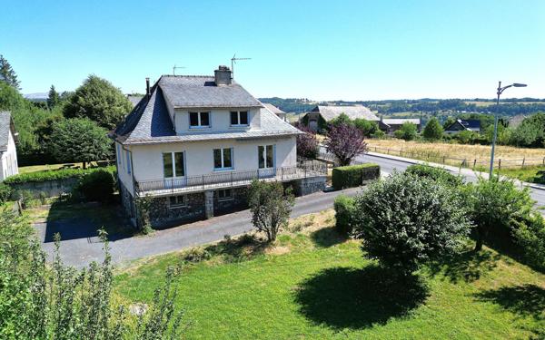 Maison à vendre    5 pièces • 112 m2 Mur-de-Barrez