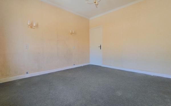 Maison à vendre    5 pièces • 112 m2 Mur-de-Barrez