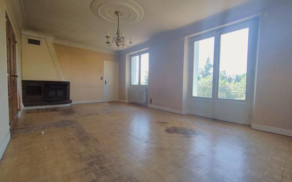 Maison à vendre    5 pièces • 112 m2 Mur-de-Barrez