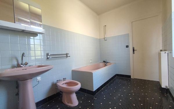 Maison à vendre    5 pièces • 112 m2 Mur-de-Barrez