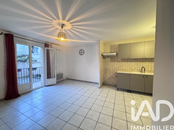 Location appartement 3 pièces 57 m² Saint-Maximin-la-Sainte-Baume
