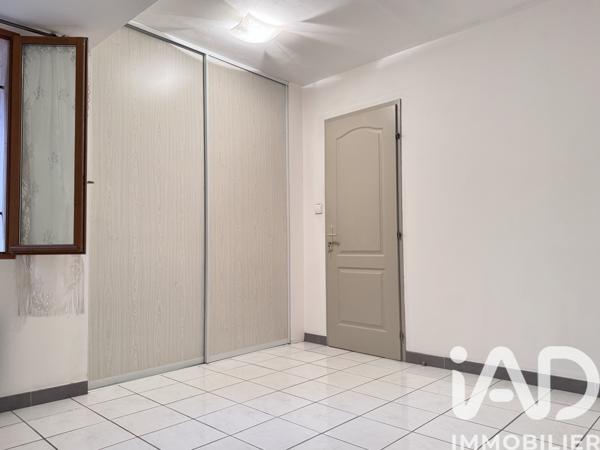 Location appartement 3 pièces 57 m² Saint-Maximin-la-Sainte-Baume