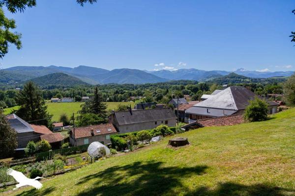 Maison à vendre |  Tuzaguet |  9 pièces | 335 m²