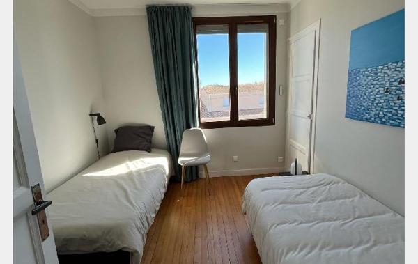 Vente Maison de ville 3 chambres - dépendance de 23.5 m2 rénové(e) Les sables-d'olonne   