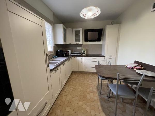 MAISON D'HABITATION A VENDRE