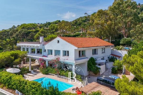 Les Issambres, Maison 10 Chambres -  515 m² à vendre
