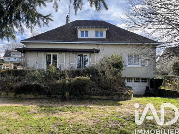 Maison à vendre 5 pièces 130 m² Châteauneuf-la-Forêt