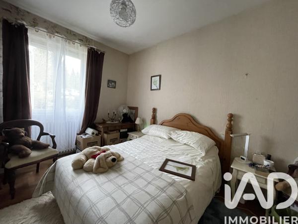 Maison à vendre 5 pièces 130 m² Châteauneuf-la-Forêt