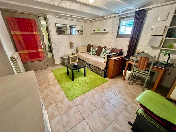 Maison Vaureal 6 pièce(s) 109.92 m2 €359 900 ** - Référence 2269