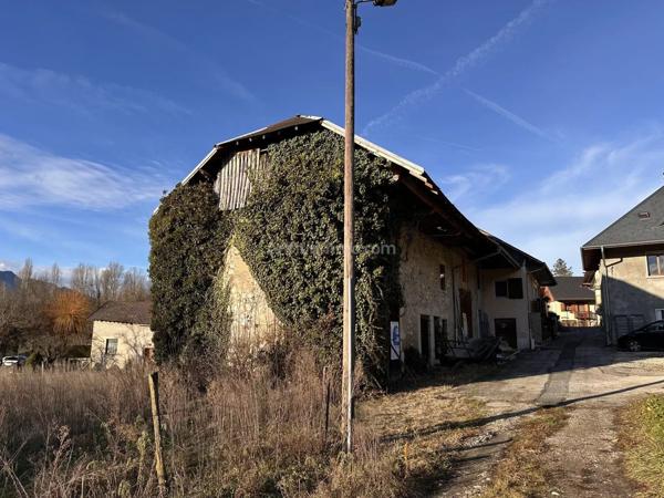 Vente Ferme 3 pièces 150 m2 à Méry