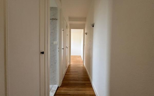 Appartement à louer    3 pièces • 72,17 m2 Poitiers