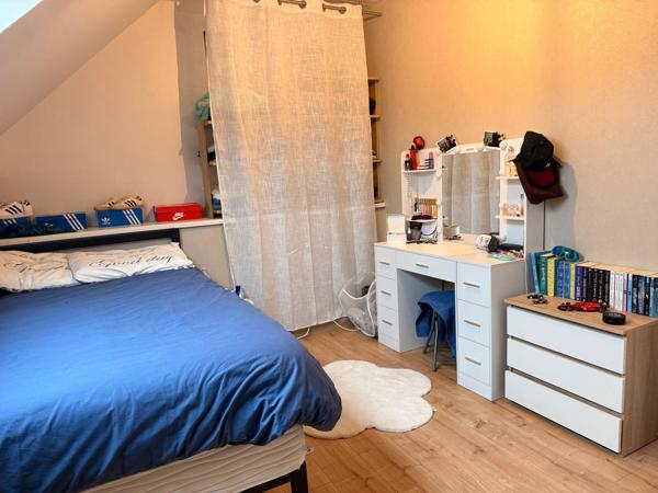 Appartement 93 m2, 3 chambres, terrasse et garage