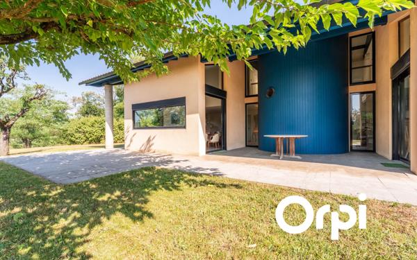 Maison à vendre    5 pièces • 198,99 m2 Lozanne