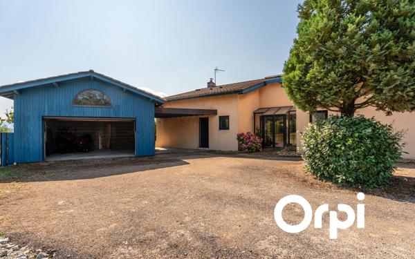 Maison à vendre    5 pièces • 198,99 m2 Lozanne