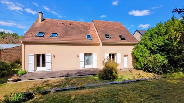 Maison familiale à vendre 5 pièces centre ville d'ARPAJON (91) -160m², 4 chambres - avec appartement indépendant loué