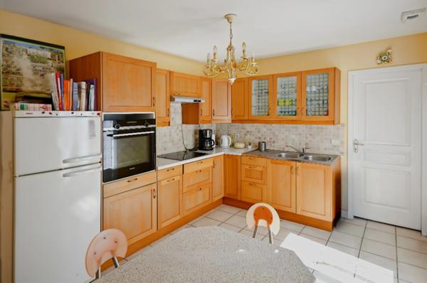 Maison familiale à vendre 5 pièces centre ville d'ARPAJON (91) -160m², 4 chambres - avec appartement indépendant loué