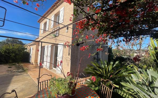 Maison à vendre    4 pièces • 100 m2 La Seyne-sur-Mer