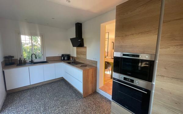 Maison à vendre    4 pièces • 100 m2 La Seyne-sur-Mer