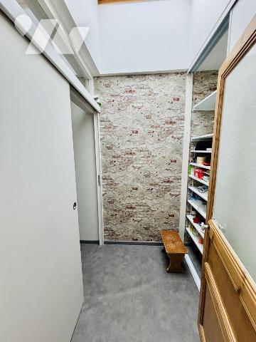 Hyper-centre, maison 2 chambres + bureau