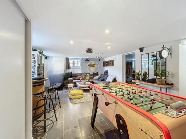 Vente Maison 7 pièces 220 m2 à Yerres