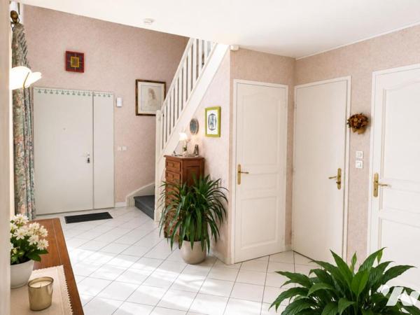 Maison 4 chambres - jardin - Garage - cave
