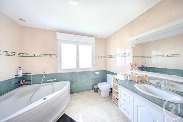 Maison à vendre  7 pièces - 175 m2 QUINCY SOUS SENART - 91