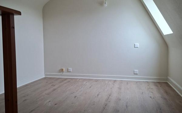 Appartement à louer    2 pièces • 40,14 m2 Rostrenen
