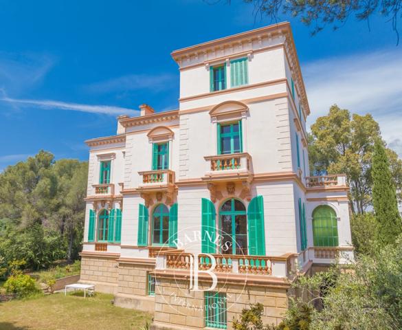 Saint-Raphaël, Villa 7 Chambres -  435 m² à vendre