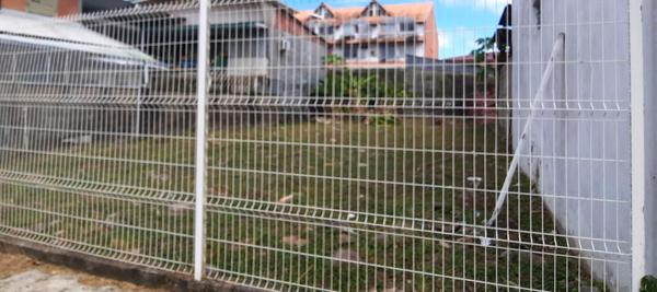 Cayenne TERRAIN  NU constructible de 315 m2