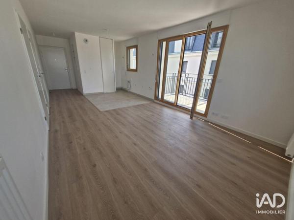 Location appartement 2 pièces 44 m² Clamart