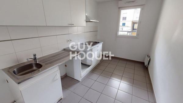 F3 Traversant de 67.4 m² CENTRE VILLE